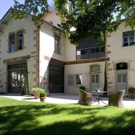 Les Hautes Bruyeres Écully Esterno foto